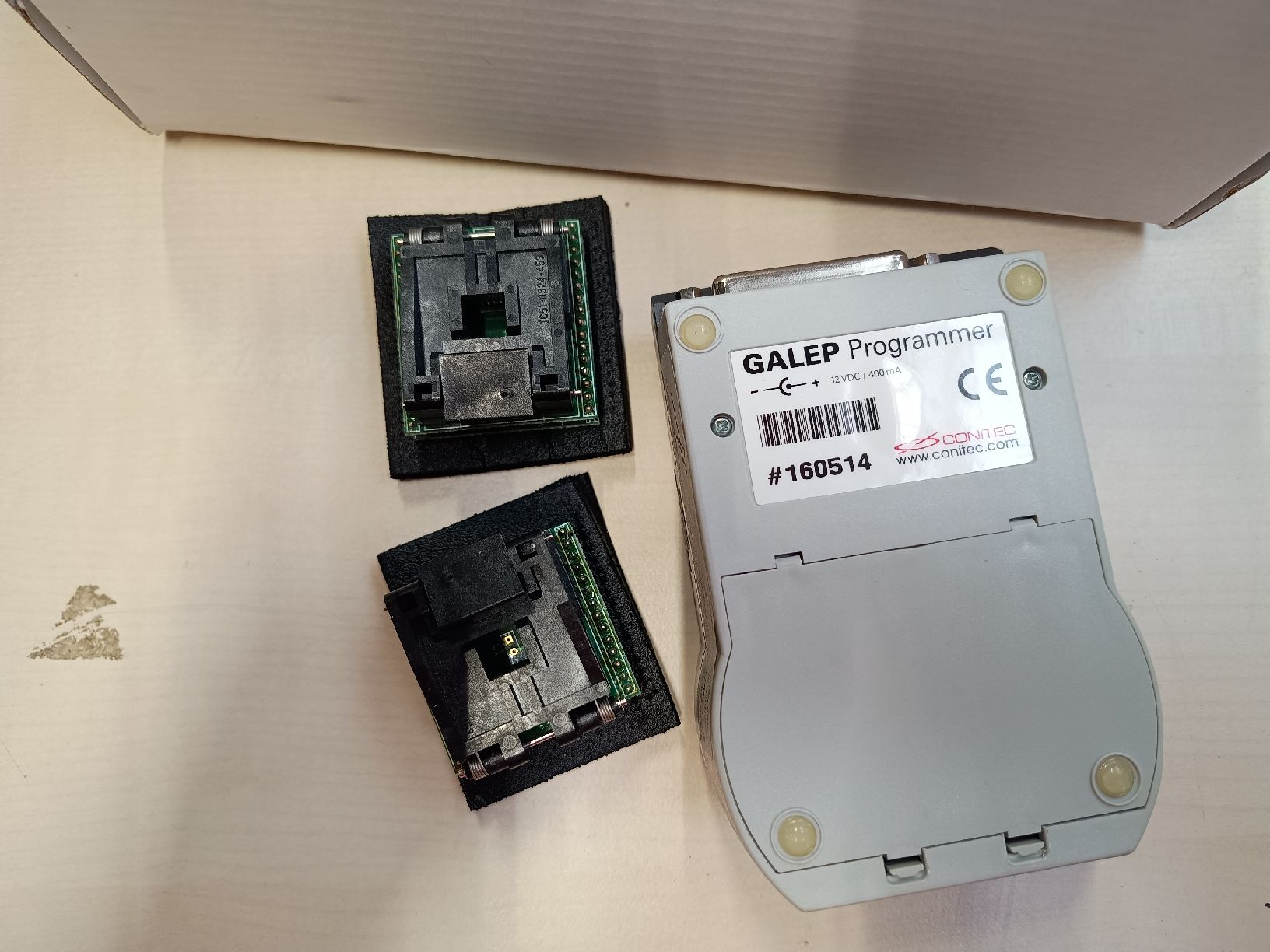 Gabbie, trasporto & Sicurezza: GALEP-4 Pocket size Universal-Programmer mit Zubehör, defekt – Difettoso da Döttingen venduto da Schlei 4