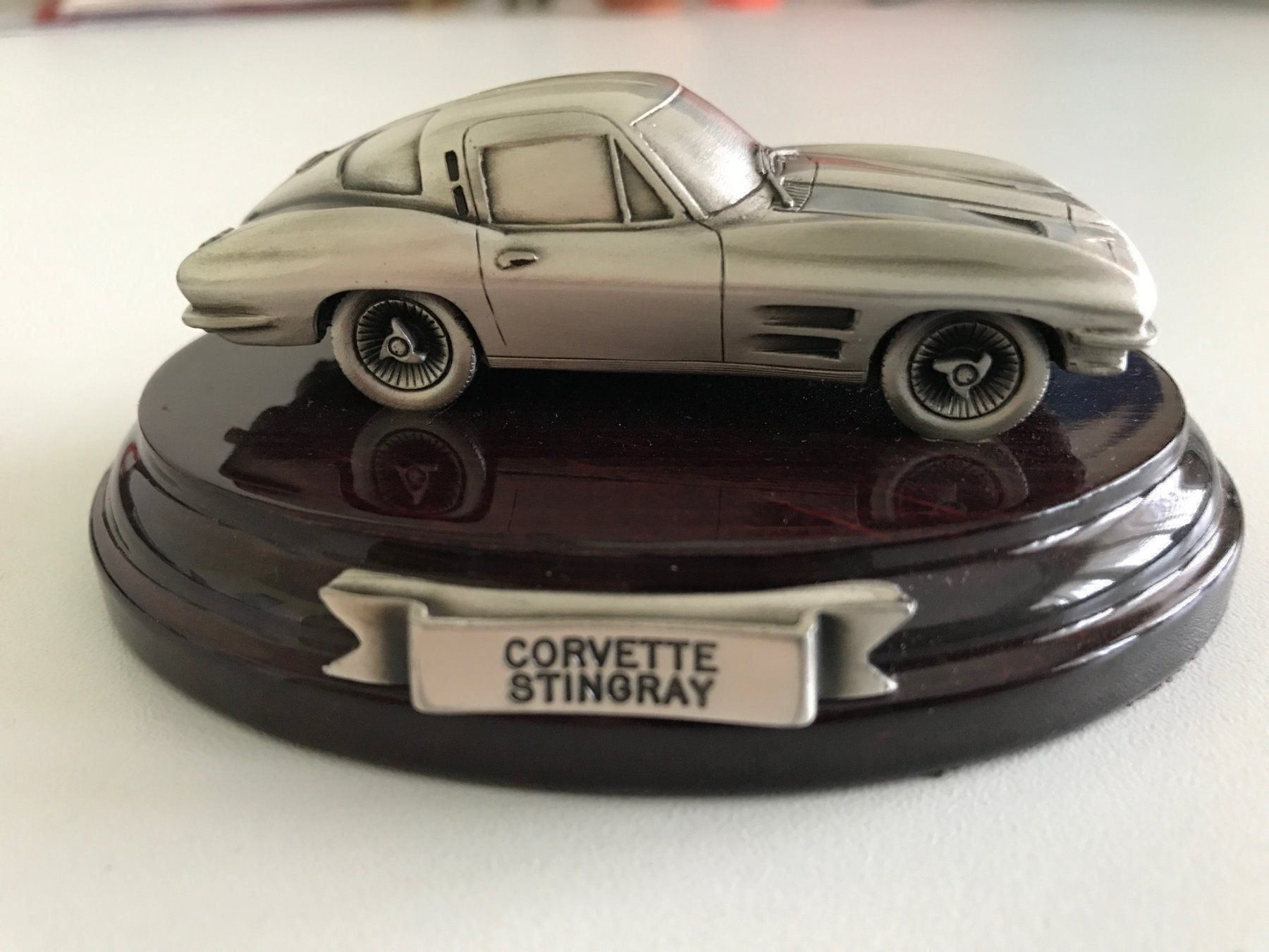 Chevrolet Modellini d'auto: Corvette Stingray Split Window Scale1:57 – Nuovo e nell'imballaggio originale da Giswil venduto da Healey71 3