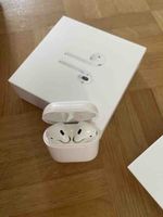 Apple AirPods Kopfhörer mit Ladecase gebraucht weiss