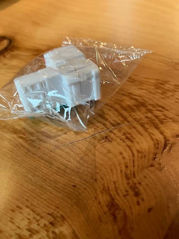 Lecteurs & Adaptateurs: Internet / DSL / Telefon-Adapter – Neuf avec emballage d'origine à Wald ZH par Donald66 3