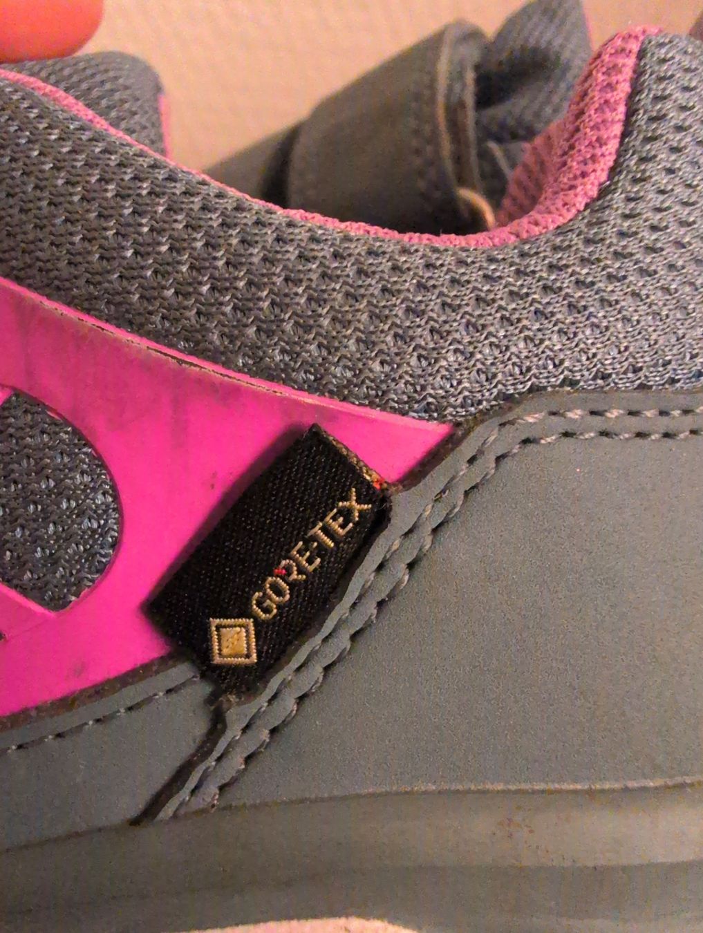 Superfit Scarpe per ragazze: superfit goretex sneakers size 32 – Usato da Pfäffikon SZ venduto da mar_q95n 2