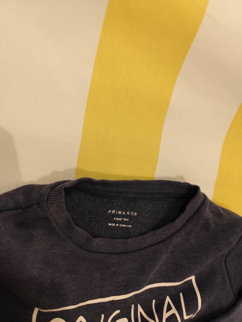 Pullover & Sweatshirts: Pullover. Gr.4/5 – Gebraucht aus Widen von isa_zz9b 1