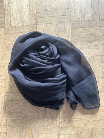 Écharpe noir soie 100%
