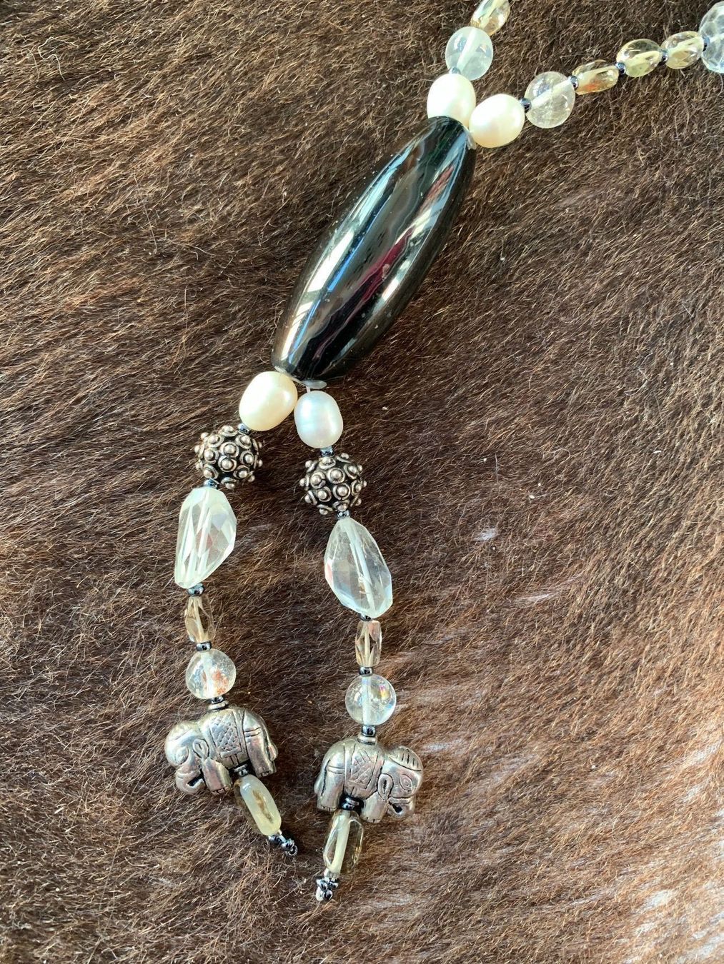 Catenine: Schwarzweisse Kette mit Elefanten – Nuovo (secondo la descrizione) da Birsfelden venduto da Exclusivity 3