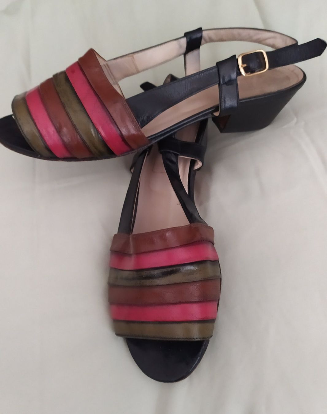 Scarpe da donna: Sandalettes en cuir Gr. 36 – Usato da Chezard St-Martin venduto da Loucail