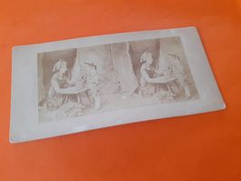 STEREOPHOTO - GENRE - MUTTER SPIELT mit KLEINEM SOHN