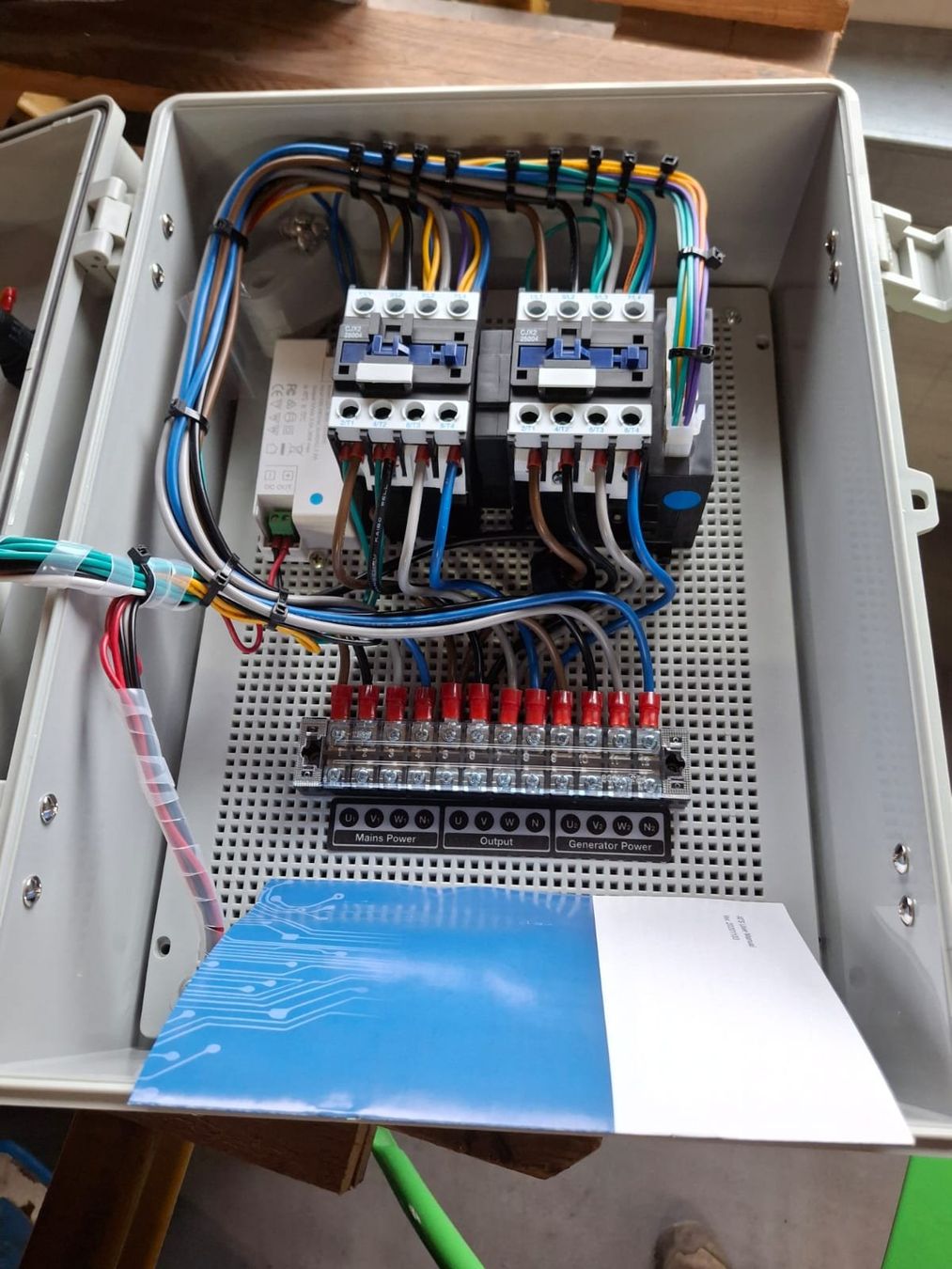Componenti elettronici: Automatische Umschaltung CGM ATS – Usato da Sutz venduto da Shop_LehmannGT 3