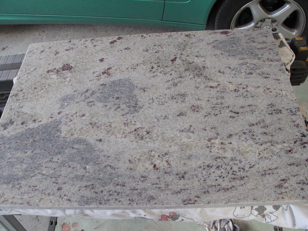 Tavoli: plateau de table en granite – Nuovo (secondo la descrizione) da lossy venduto da katz_fr 1