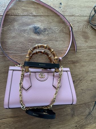 Gucci Diana Rosa con manici in bambù 