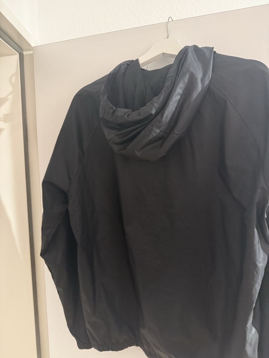 Guess Giacche: Guess Übergangsjacke Grösse L – Usato da Untersiggenthal venduto da capodanilo6 1