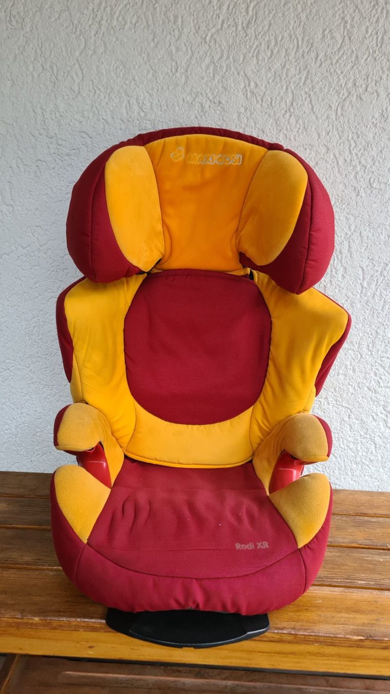 Maxi-Cosi Seggiolini per auto: Maxi-Cosi Rodi XR Kindersitz – Usato da Eigenthal venduto da Schwaegi0