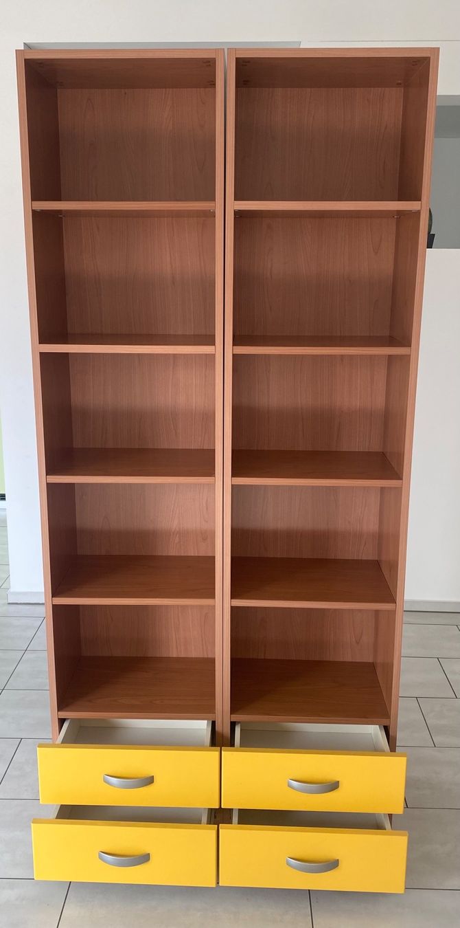Scaffali: Librerie con cassetti - ottime condizioni – Nuovo (secondo la descrizione) da Cugnasco venduto da ipi_f7bm 1