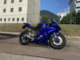 Yamaha yzf-r6 (35kw)