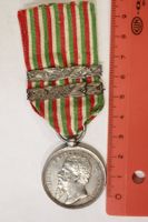 Medaille Independance  ITALIE barre 1849 / 1848   en   Ag