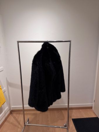 Schwarzer Kuschel-Wintermantel, Grösse L, Top Zustand!