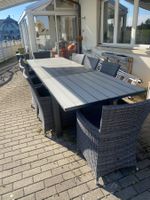 Gartentisch mit 8 Stühlen+Kissen