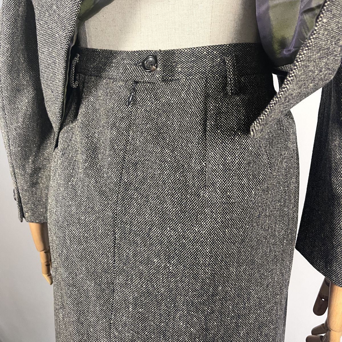 Windsor Completi & Tailleur: WINDSOR Blazer and Skirt Set – Nuovo (secondo la descrizione) da Freienbach venduto da Avviivva_Shop 6