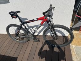 Vélo VTT Scott scale 70