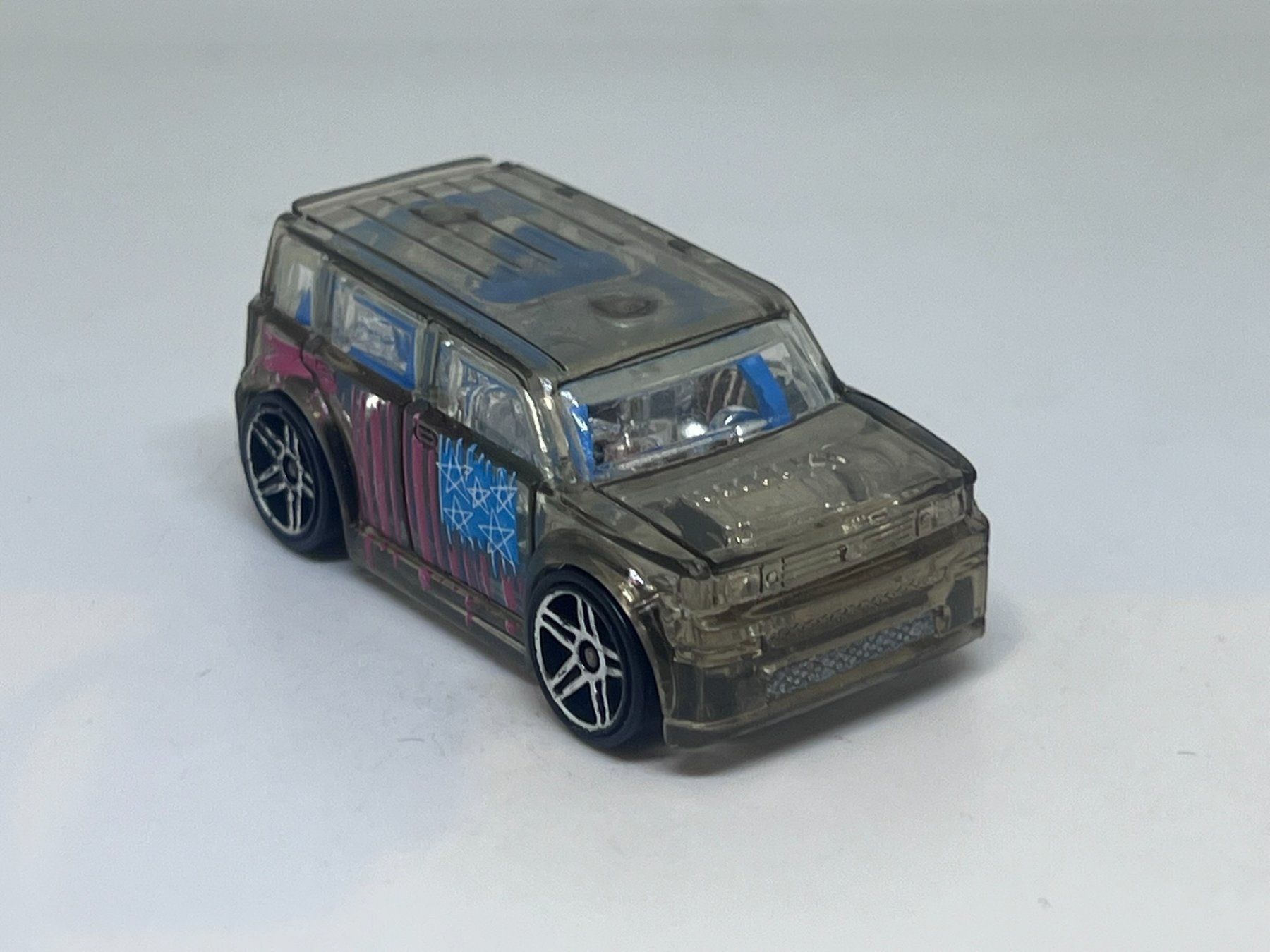 Hot Wheels Modellini d'auto: Hot Wheels Scion XB #155 – Usato da Wildegg venduto da LaaBoutique