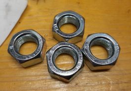 4 Stk. Achsmutter M12x1 verz. Neu