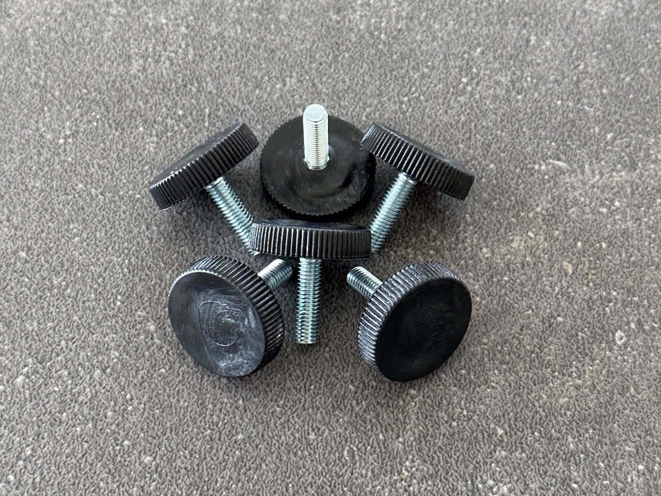 Altri mobili: 6x M5 x 20mm Stellschraube mit Kunststofffuss – Nuovo e nell'imballaggio originale da Affeltrangen venduto da admar 3