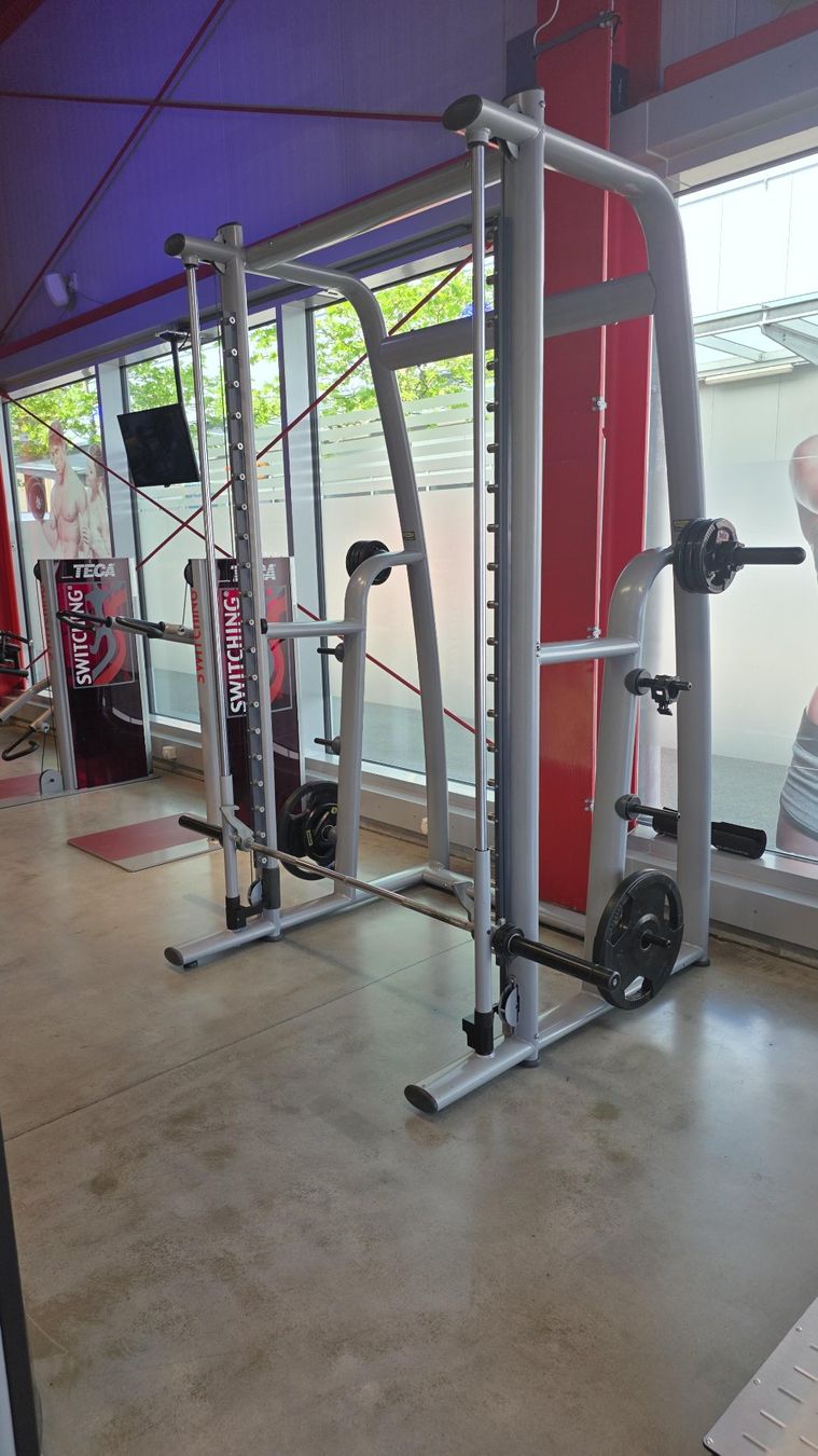Hometrainer: Professionelles Fitnessgerät – Gebraucht aus Eglisau von pinofalc