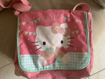 Süsse Hello Kitty Tasche