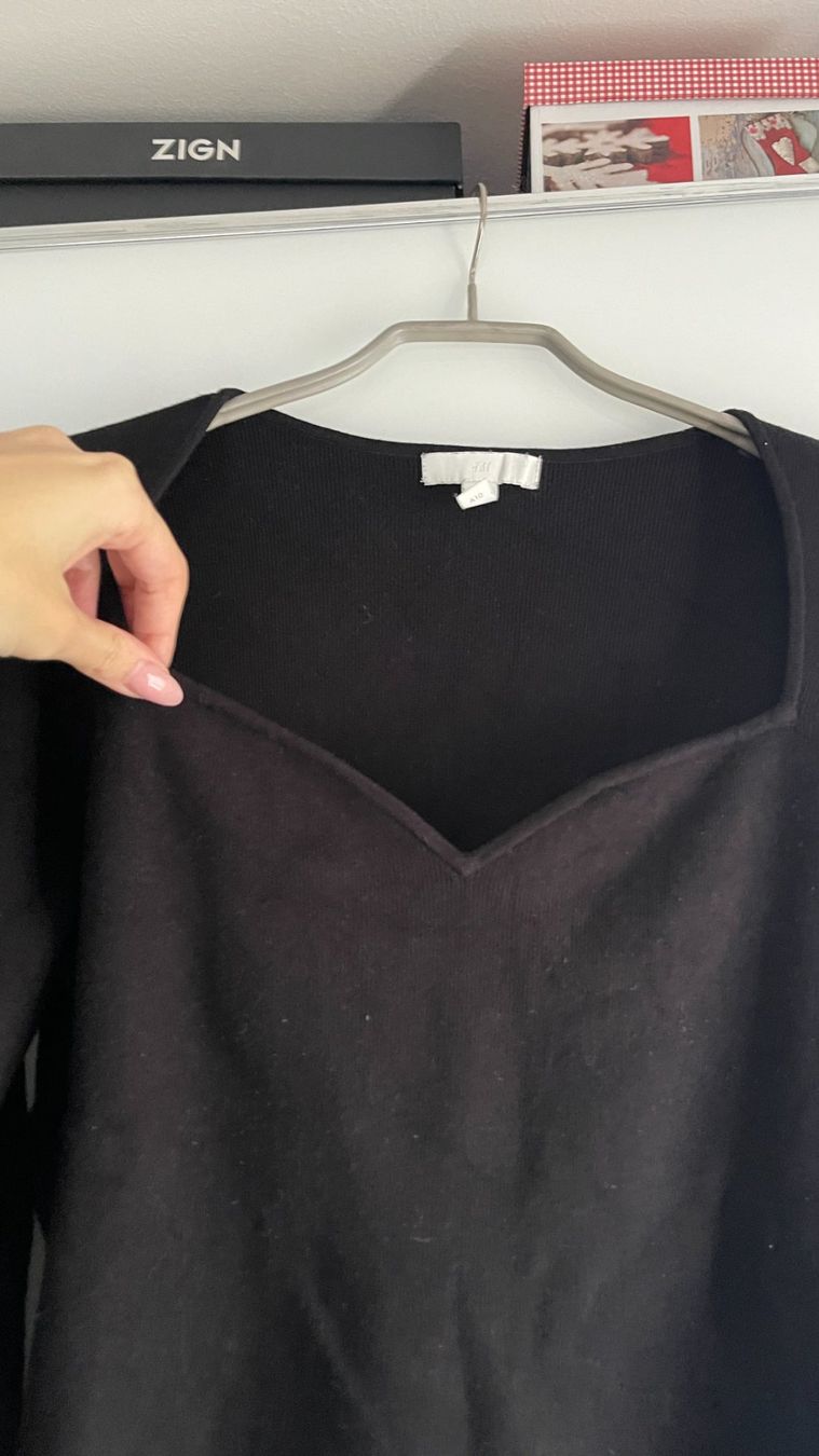 H&M Maglioni & Felpe: H&M Pullover schwarz – Usato da Lausen venduto da sim_hgp6 2