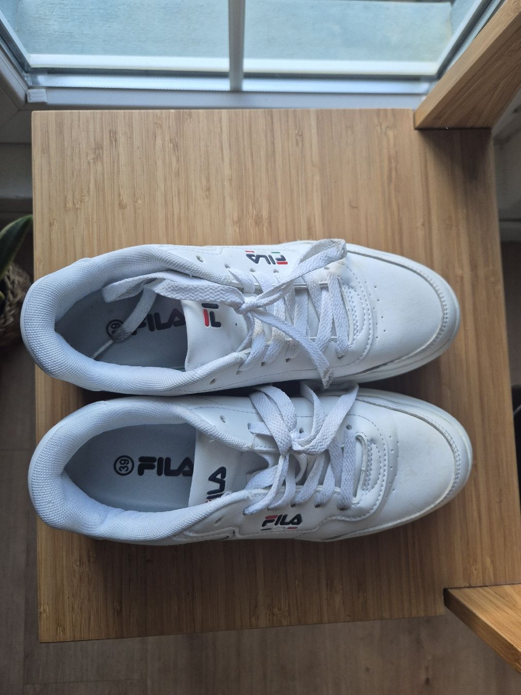 Fila Scarpe da uomo: Fila Sneaker weiss Grösse 39 – Usato da Belp venduto da manii__ 1