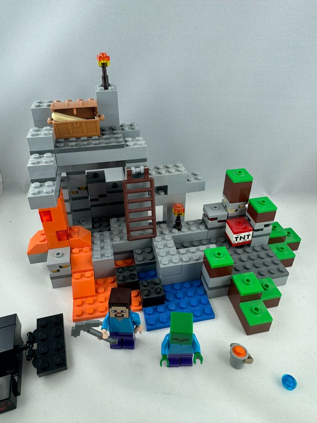 Lego Kit di costruzioni: Lego Minecraft 21113 – Usato da Schinznach Bad venduto da Prosperos 5