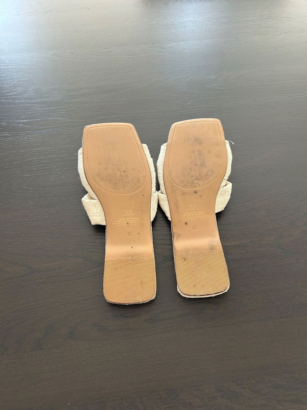 H&M Scarpe da donna: beige Pantoffel von H &M – Usato da Neerach venduto da gor_jt7n 1