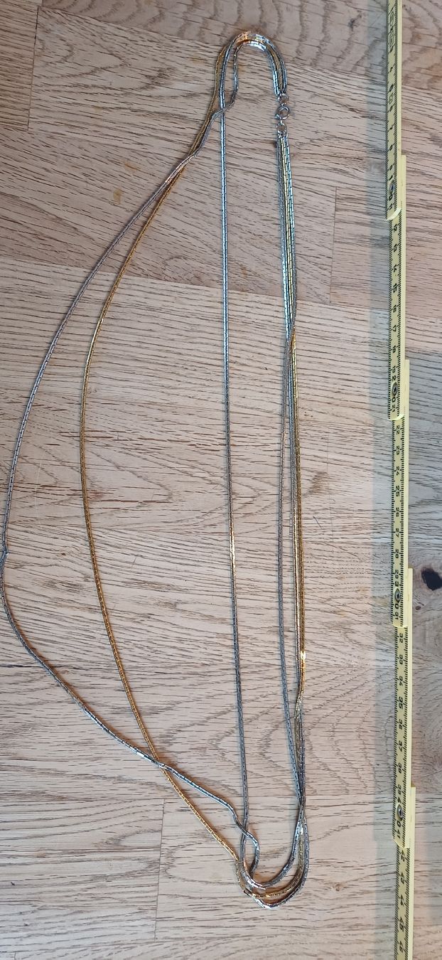 Catenine: 4 Fach Kette Gold silberfarbig – Usato da Flawil venduto da Naphtali 4