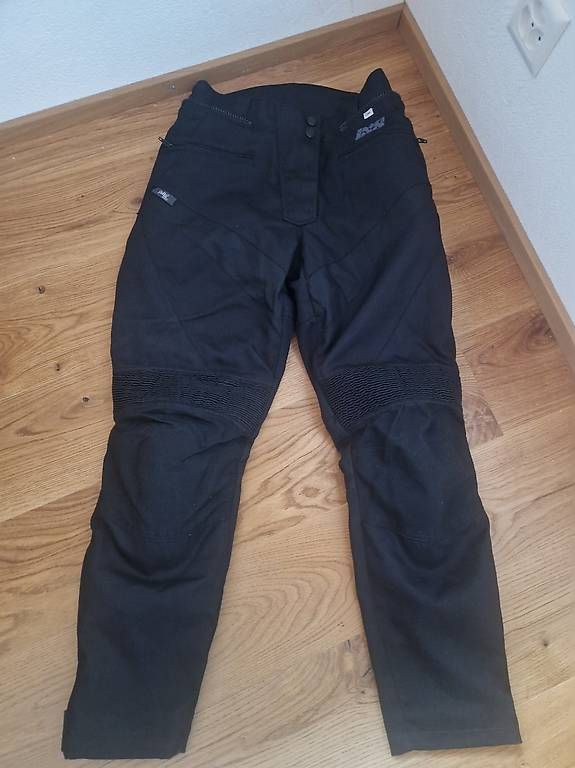 Pantaloni: Motorrad Hosen IXS Damen M  – Usato da Surrein venduto da deb_sjh6