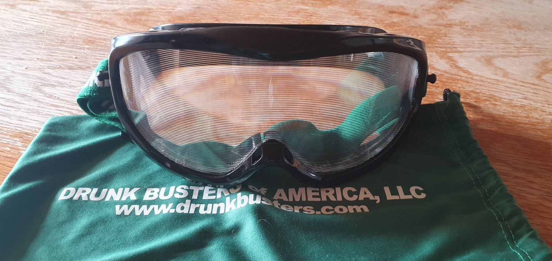 Occhiali & Lenti: Drunk Busters Brille mit Sack gebraucht – Usato da Walenstadt venduto da Hit-24