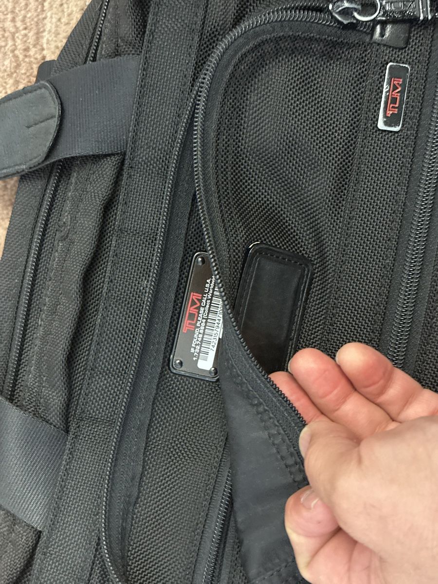 Tumi Valises & Sacs: Tumi Alpha expandable bag – D'occasion à Elgg par StathisP 1
