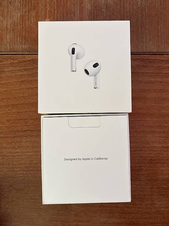 Cuffie: Apple AirPods (3. Generation) – Usato da Zürich venduto da obe_7shm 2