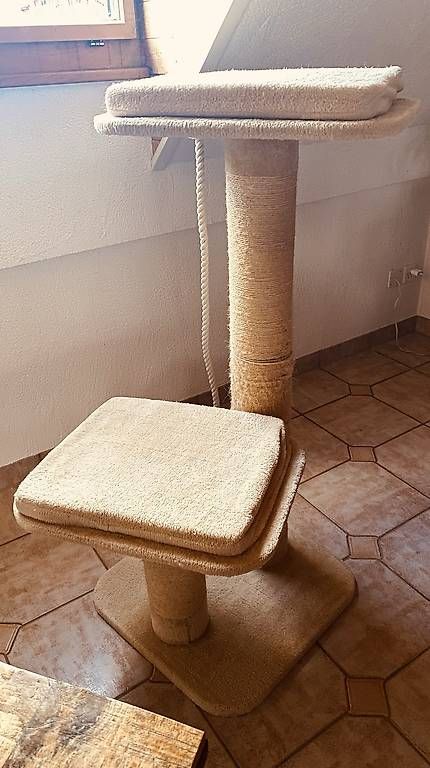 Arbres à chats: Katzenbaum  – D'occasion à Bürglen TG par jap_dcm6 2
