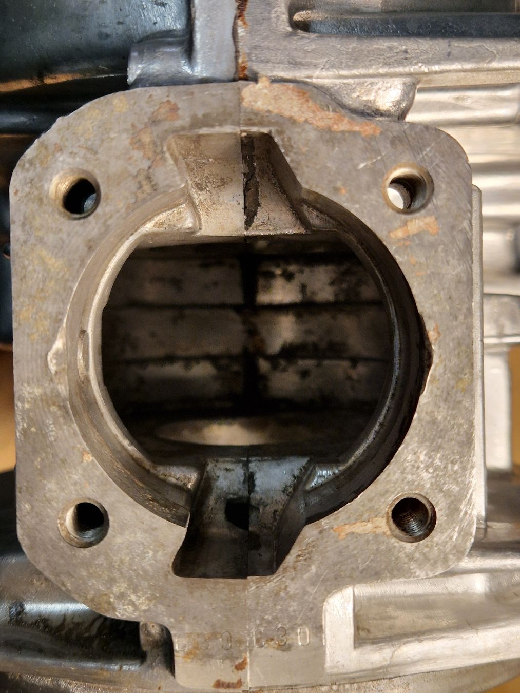 Puch Ciclomotori: Carter motore Puch E50 4 cuscinetti originali – Usato da Breno venduto da BorioliD 8