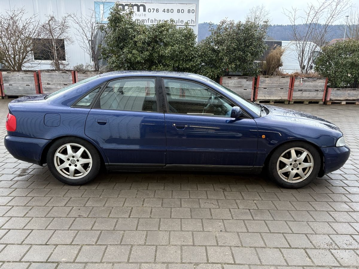 Audi Automobili: Audi A4 B5 1.8T – Usato da Wil ZH venduto da simi_2211 1
