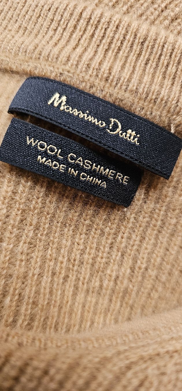 Massimo Dutti Lotti di vestiti: Bershka Jeans, Straight, Gr.42, Top + Massimo Dutti Pulli – Usato da Ferden venduto da jemyce 3