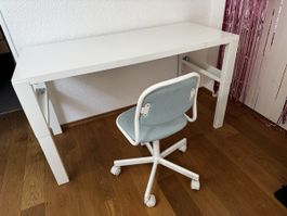 Schreibtisch Ikea mit Kinderstuhl weiss blau gebraucht