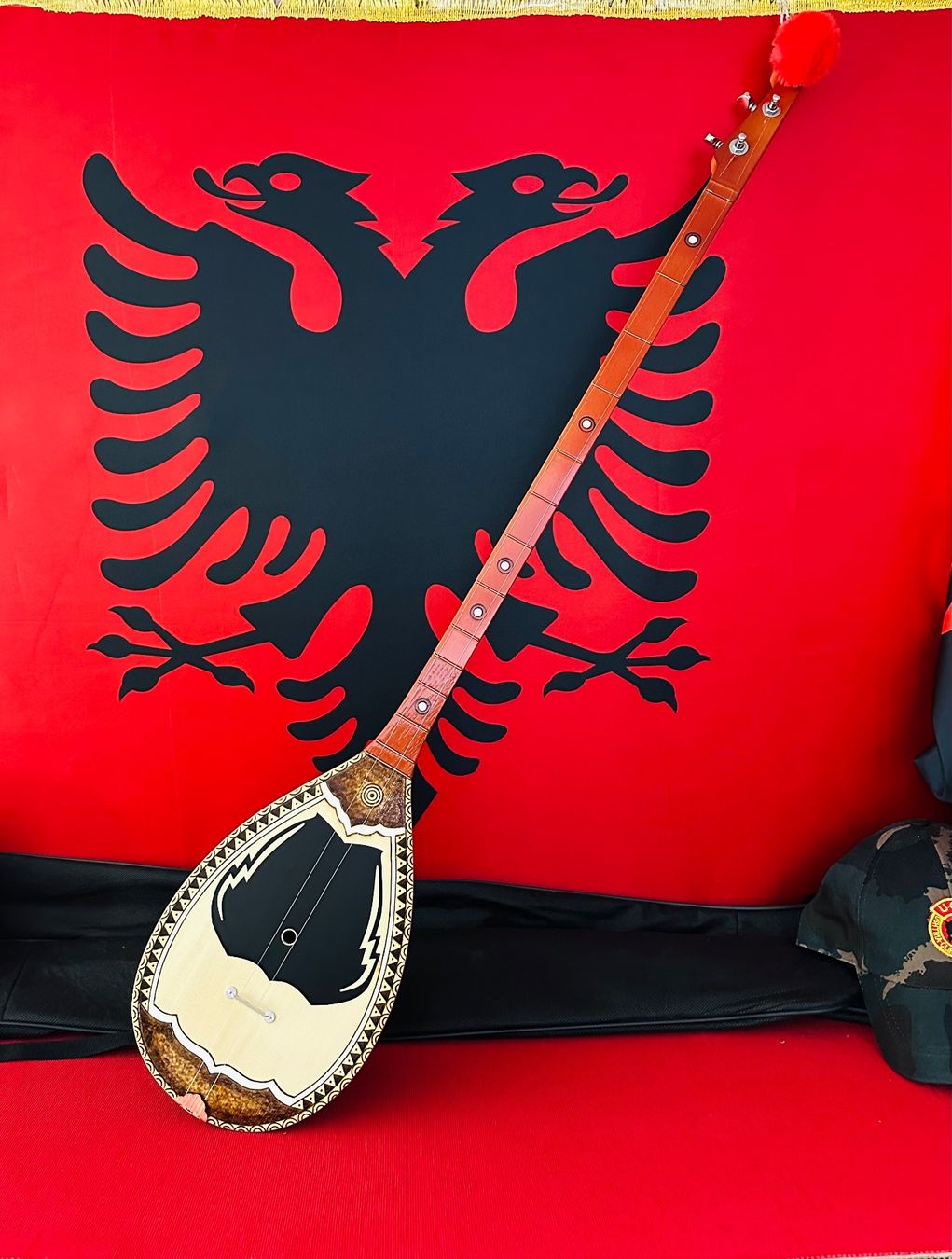 Strumenti musicali: Albanisches Musikinstrument Qifteli – Nuovo e nell'imballaggio originale da Kirchberg SG venduto da rex_pfd8 7