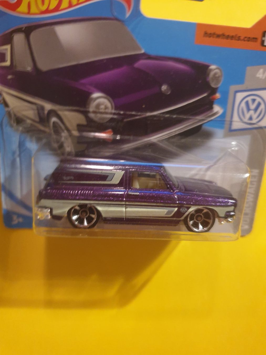 Hot Wheels Modellini d'auto: Hot Wheels CUSTOM '69 VOLKSWAGEN SQUAREBACK – Nuovo e nell'imballaggio originale da Oftringen venduto da Rotor 3