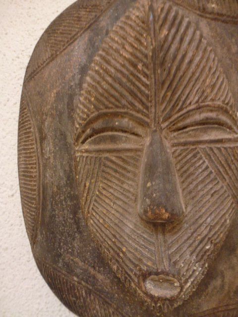 Internationale Kunst: Ceremonial Shield: Ethnic Songye – Gebraucht aus Liestal von euro2006 2