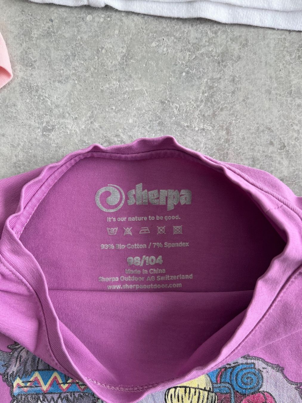 Kleiderpakete & -sets: 3 Shirts ca. Gr. 110/116 SHERPA etc. – Gebraucht aus Zollikofen von spunk65 2