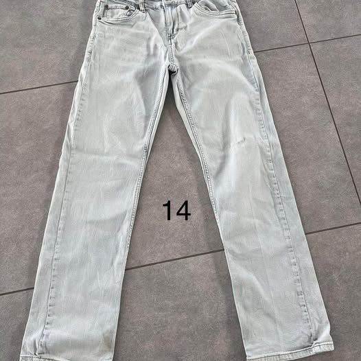 Levi's Jeans: Levi's Jeans – D'occasion à Pfäffikon SZ par mar_9jnp