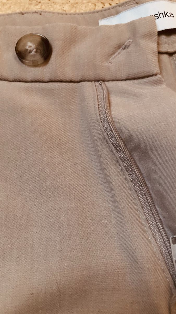 Bershka Pantaloni: Hose – Usato da Läufelfingen venduto da petit-nicola 2