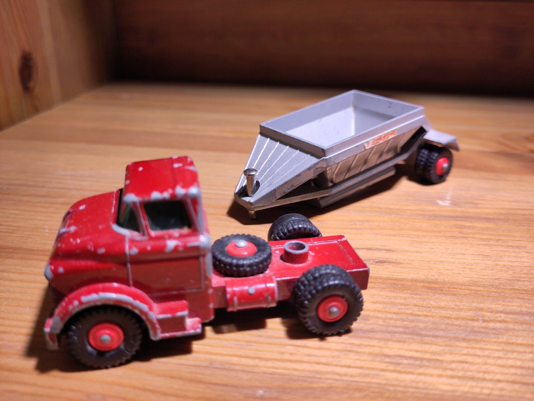 Lesney Modellini d'auto: Modellauto Lesney Fruehauf Hopper – Usato da Bülach venduto da Tiefschlaflos 2