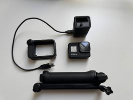Gopro Hero 8 mit Media Mod und Ladegerät - Top Zustand!