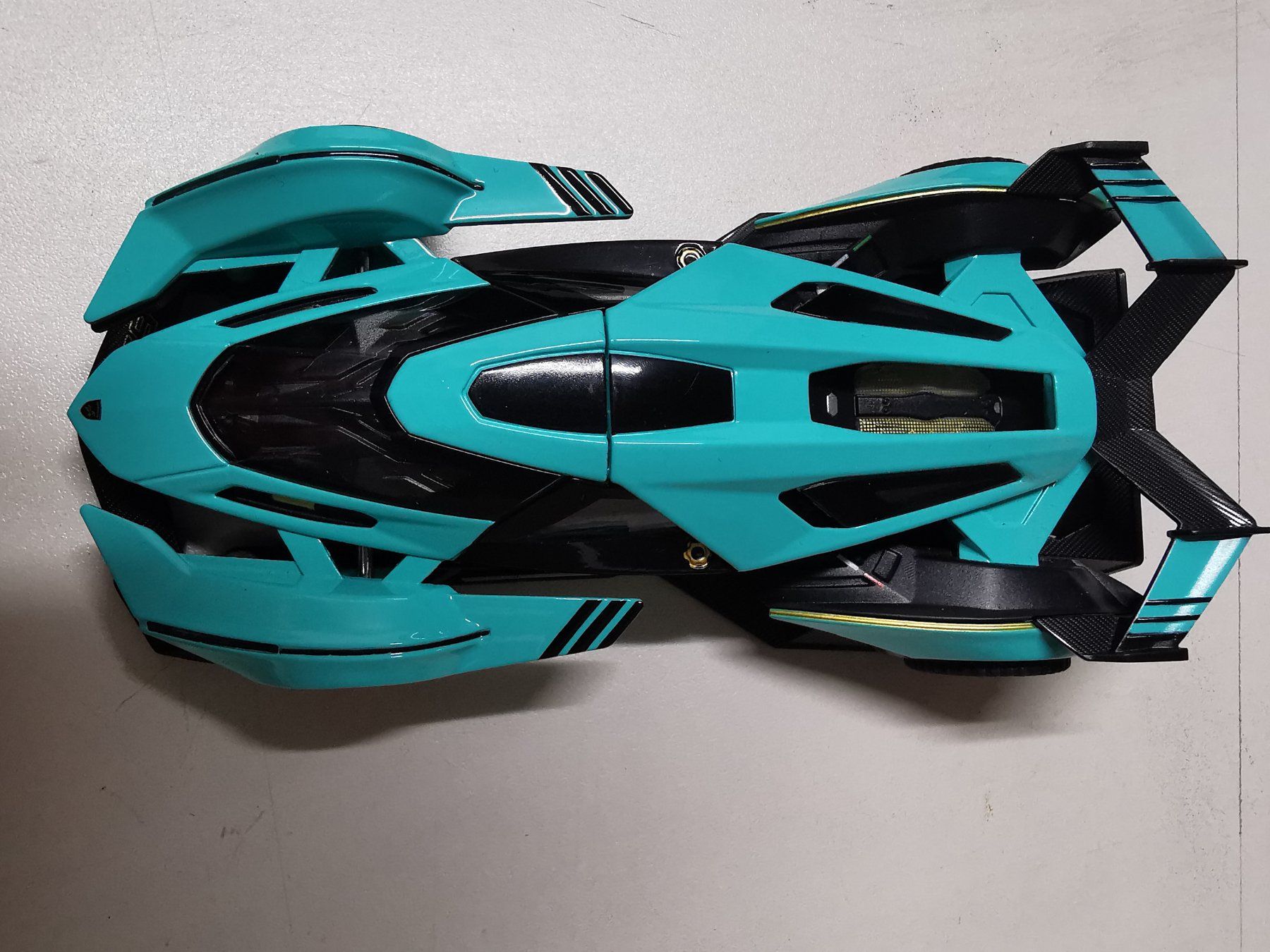 Rennbahnen: Rennbahn Scenerie Lamborghini V12 Vision 1/32 Pullback – Gebraucht aus Winterthur von Lonpos1 3